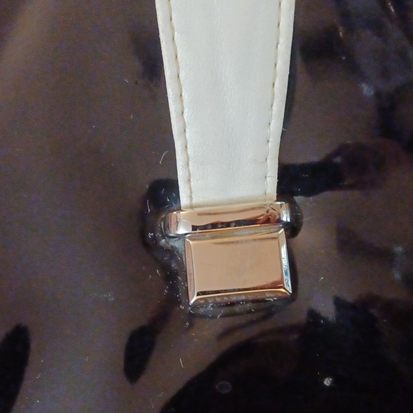 VINTAGE LANCOM VINYL BLACK/WHITE TRIM RED SILKY INSIDE TOWER ZIP PULLS BOX - Picture 16 of 16